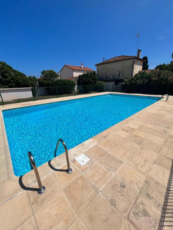 Grand Studio Proche Plage Antibes Ngoại thất bức ảnh